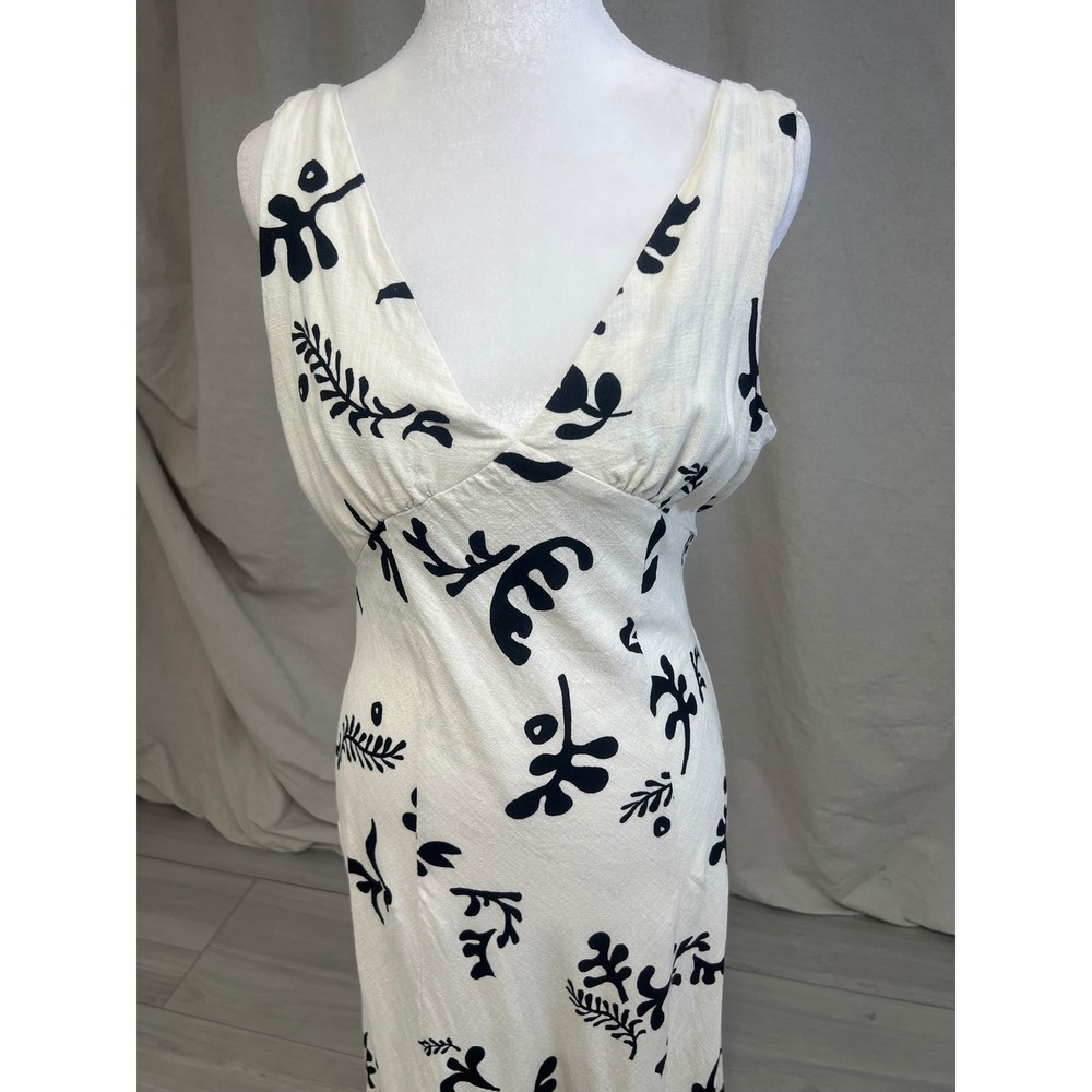 Paper Heart Linen Boho Coastal V-Neck Maxi Dress Sz M Cream Black Minimalist - Picture 3 of 8